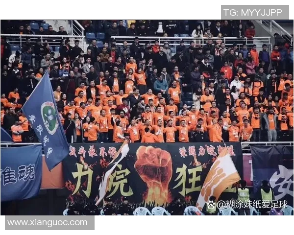 成都足球队灵活性分析与战术调整对球队表现的影响探讨 成都足球队灵活性分析与战术调整对球队表现的影响探讨