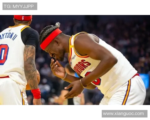 快船与火箭激战正酣10月22日精彩对决全程回顾与分析 快船与火箭激战正酣10月22日精彩对决全程回顾与分析