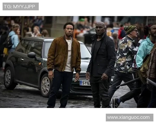 吉布森的传奇人生与艺术成就探秘：从音乐到电影的多元发展之路