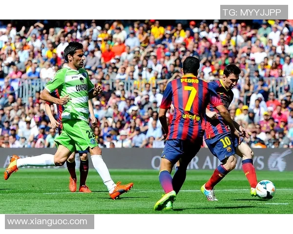 巴塞罗那对阵比利亚雷亚尔的精彩对决分析与赛前预测