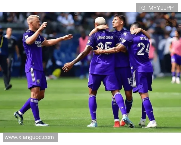 西悉尼对决暴胜利激战即将上演球迷期待精彩瞬间 西悉尼对决暴胜利激战即将上演球迷期待精彩瞬间