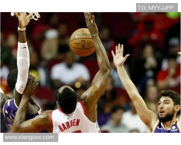 广州飞盘队创新包夹战术解析与战绩提升的深度探讨 广州飞盘队创新包夹战术解析与战绩提升的深度探讨