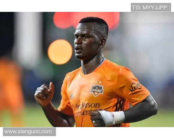 明尼苏达与休士顿的激烈对决揭示了球队实力与战术的较量 明尼苏达与休士顿的激烈对决揭示了球队实力与战术的较量