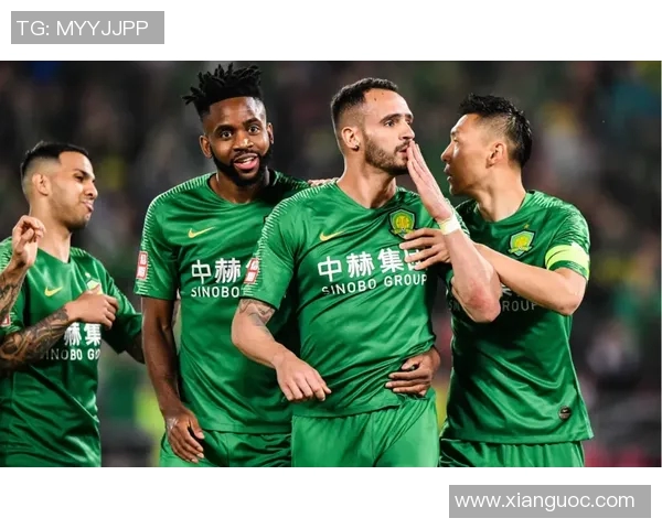 杭州网球队在世界锦标赛积分榜上以74分稳居第一名表现出色