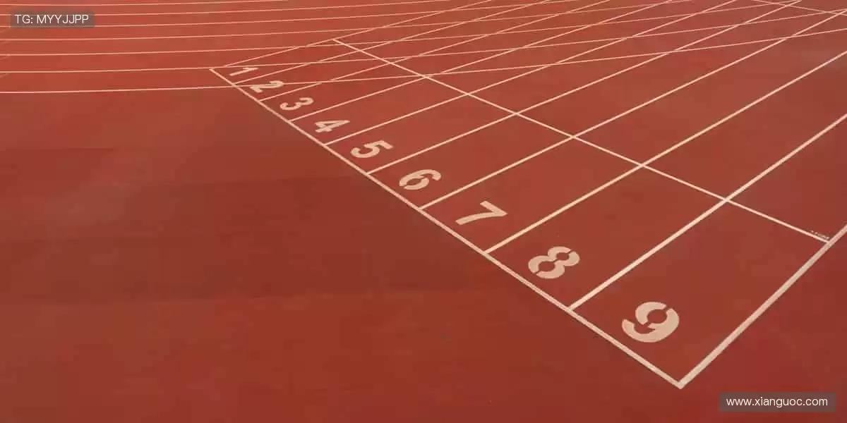 🎮潮流周边，让热爱从赛场延伸到生活！🌟